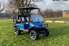 Hochgelegtes Golfcart 2/4 Pers.